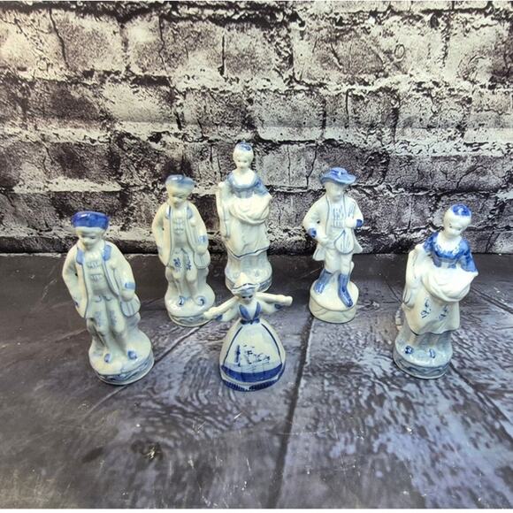 Set of 6 Vintage Statues White and Blue - Picture 2 of 5
